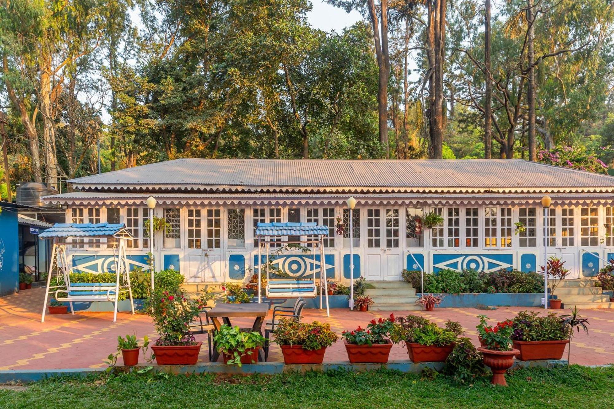 Il Palazzo Villas Panchgani Exterior photo