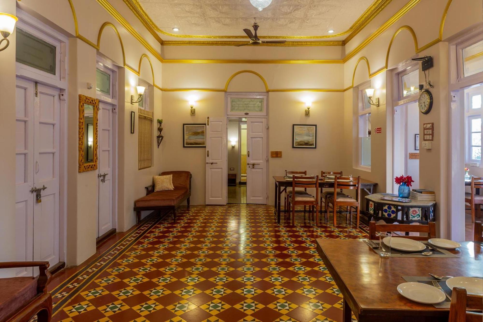 Il Palazzo Villas Panchgani Exterior photo