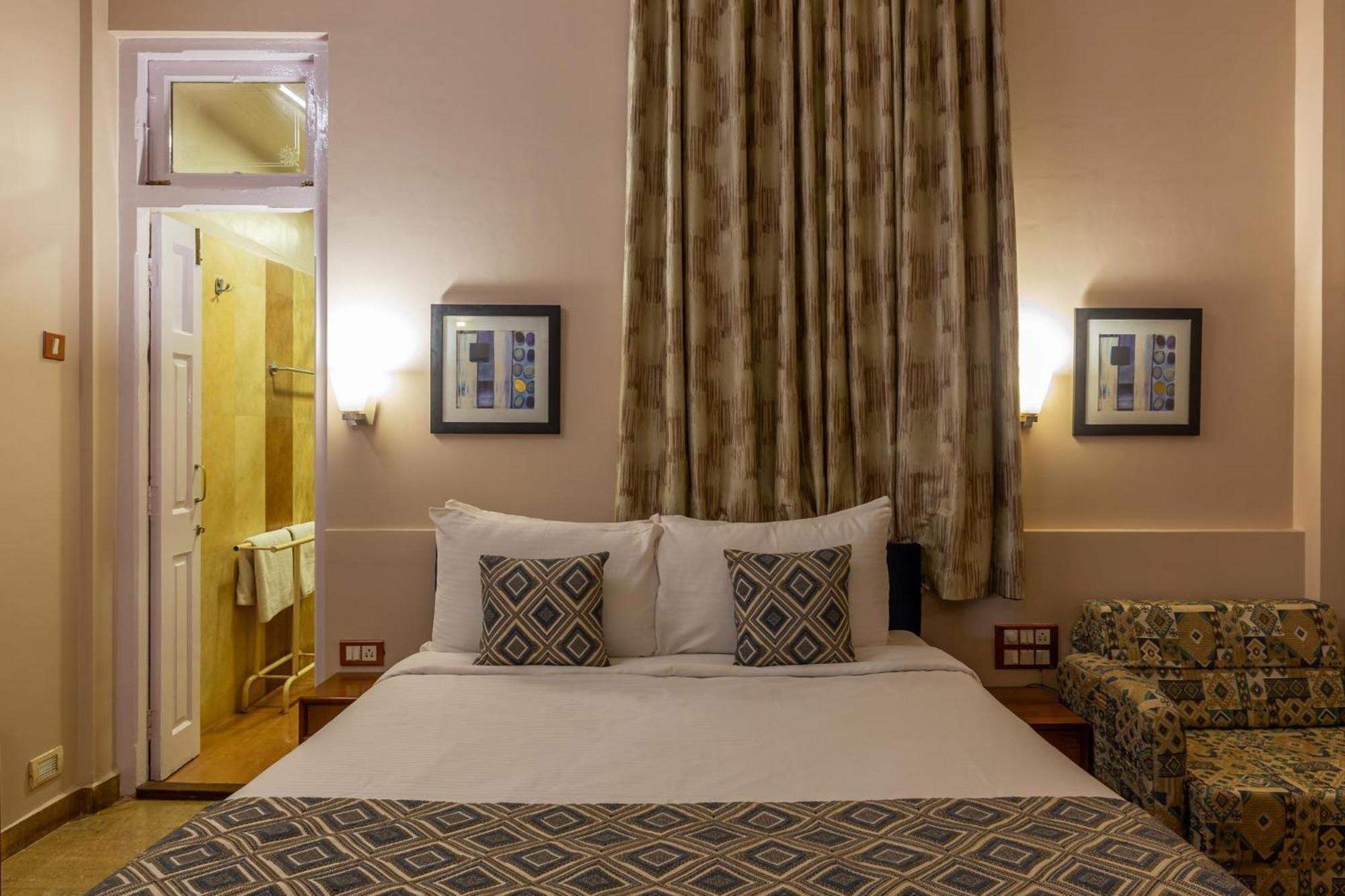 Il Palazzo Villas Panchgani Exterior photo